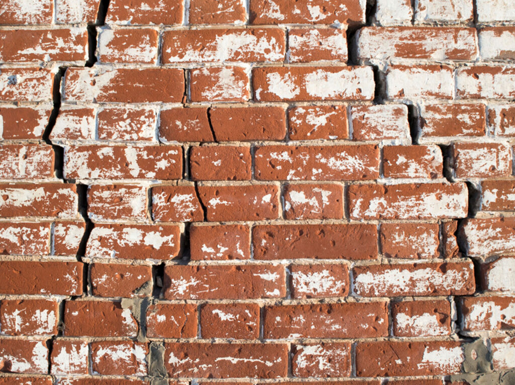 COHA-GEVELRENOVATIE-SCHEUREN-IN-METSELWERK-LATEN-HERSTELLEN-Voorne-Aan-Zee